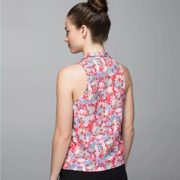 Lululemon Floral Faux Wrap Tank Rollin With My Omies Flowabunga‎ Sleeveles 6 - Picture 2 of 9